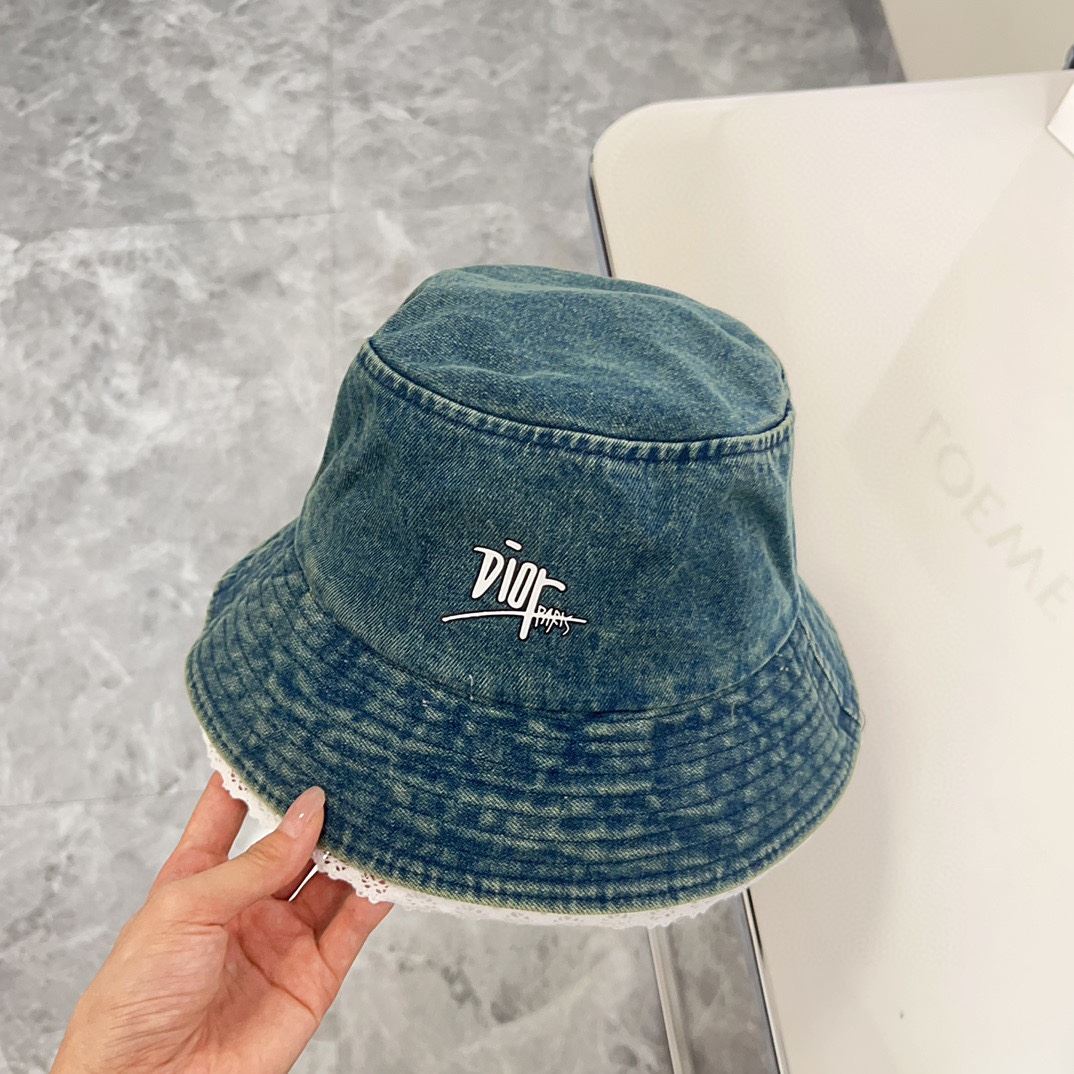 Christian Dior Caps